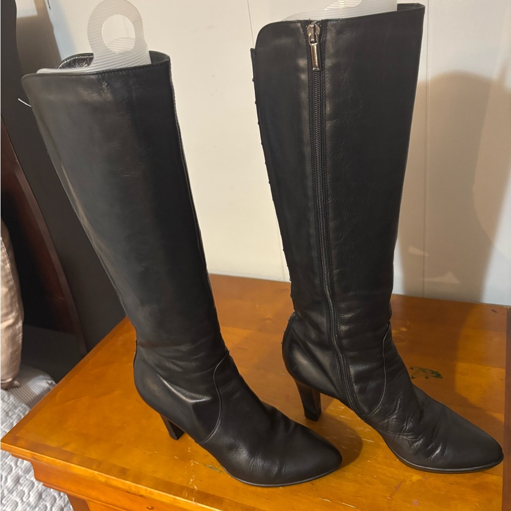 AQUATALIA BOOTS, PRE OWNED